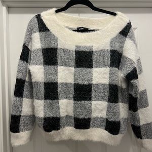 Express Women’s Christmas Gingham White Black Plaid Fuzzy Sweater Medium NWOT